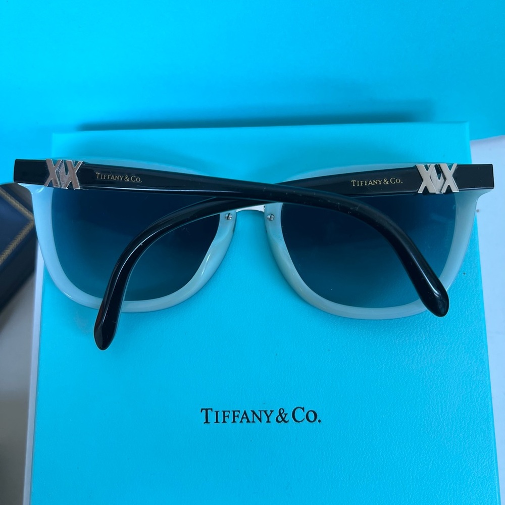 🔴Authentic Tiffany & Co. Black Sunglasses🔴 - Picture 4 of 11